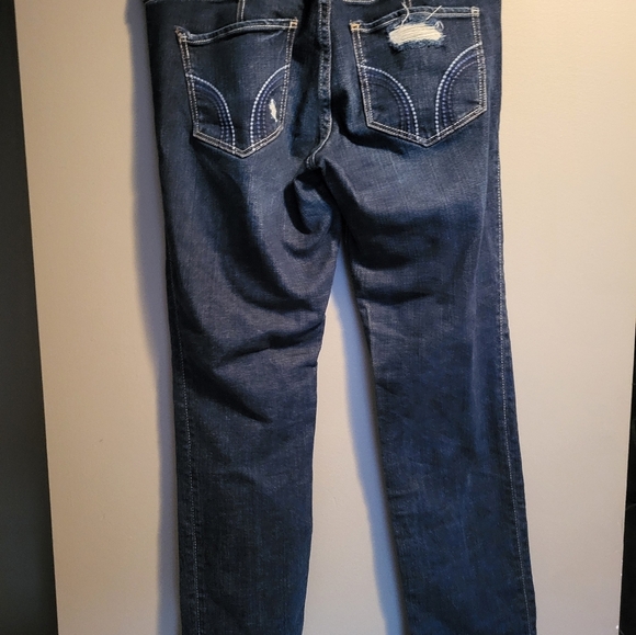 Hollister Women Jean's Distressed Jean's Size 29x27 - Picture 1 of 3